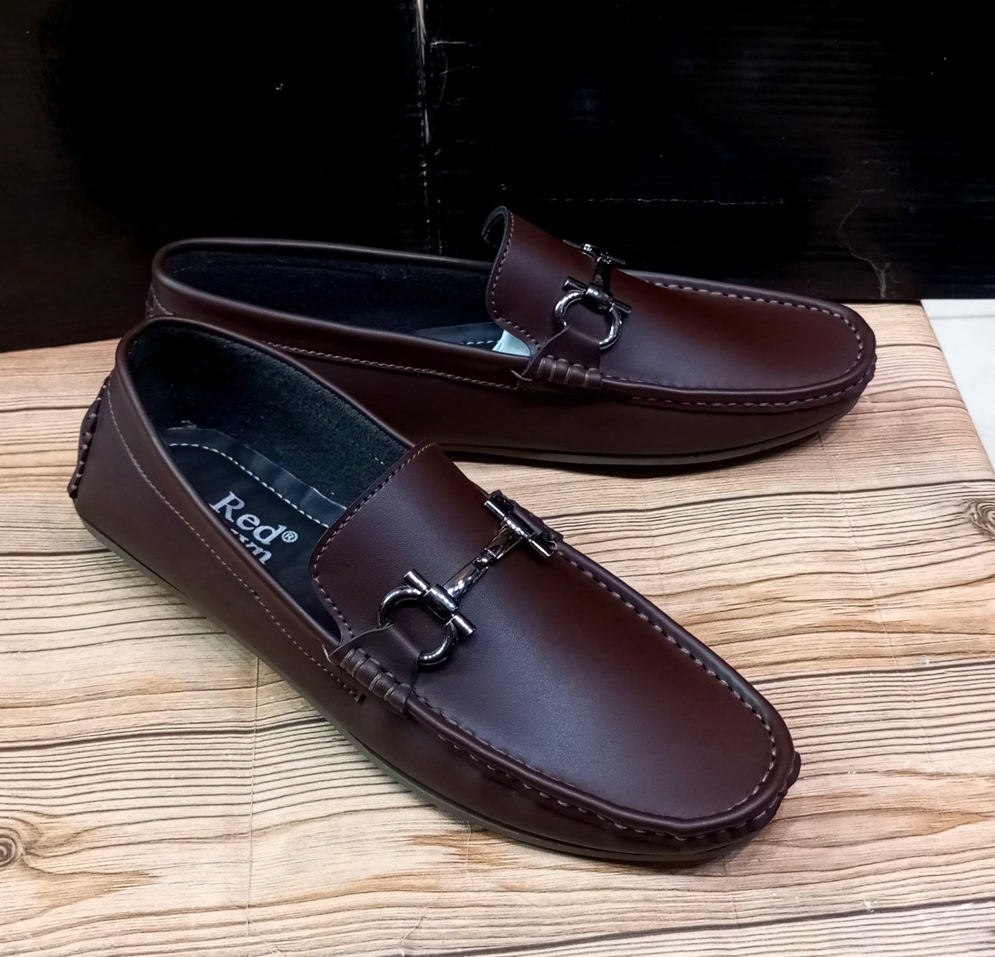 PREMIUM QUALITY CASUAL AND PARTYWEAR LOAFERS FOR MEN
