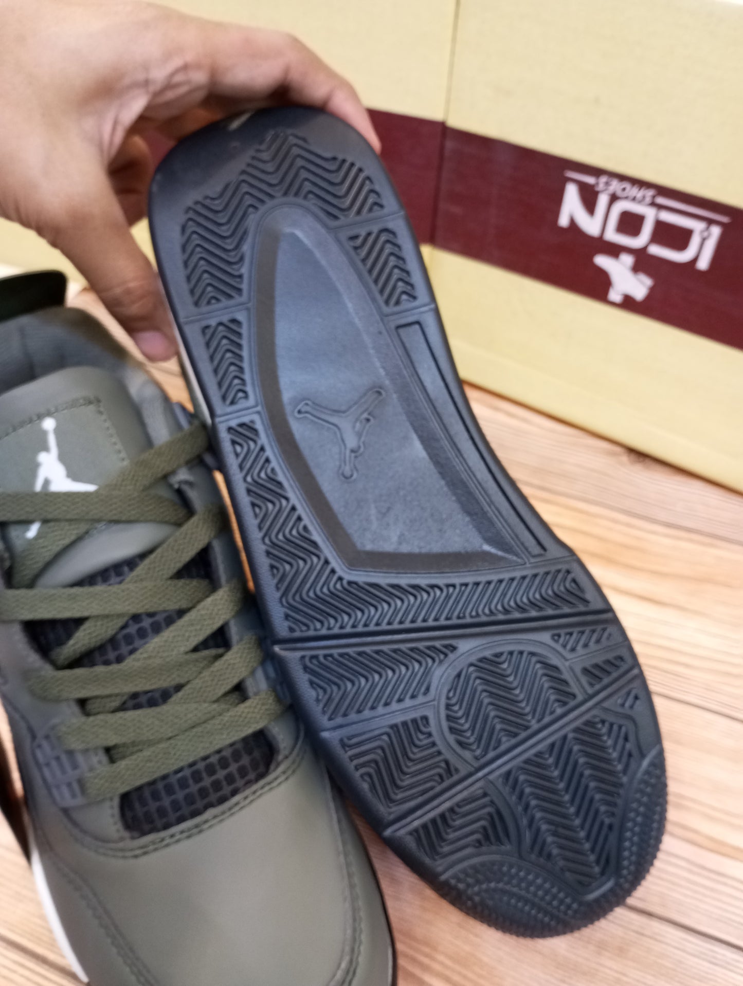 ARMY GREEN JORDAN RETRO 4 PREMIUM EDITION