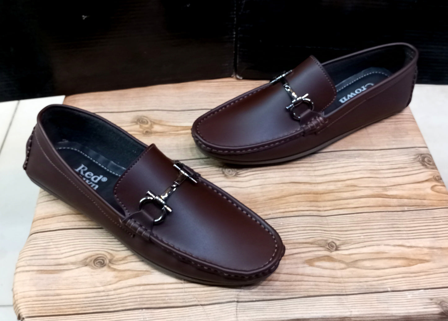 PREMIUM QUALITY CASUAL AND PARTYWEAR LOAFERS FOR MEN