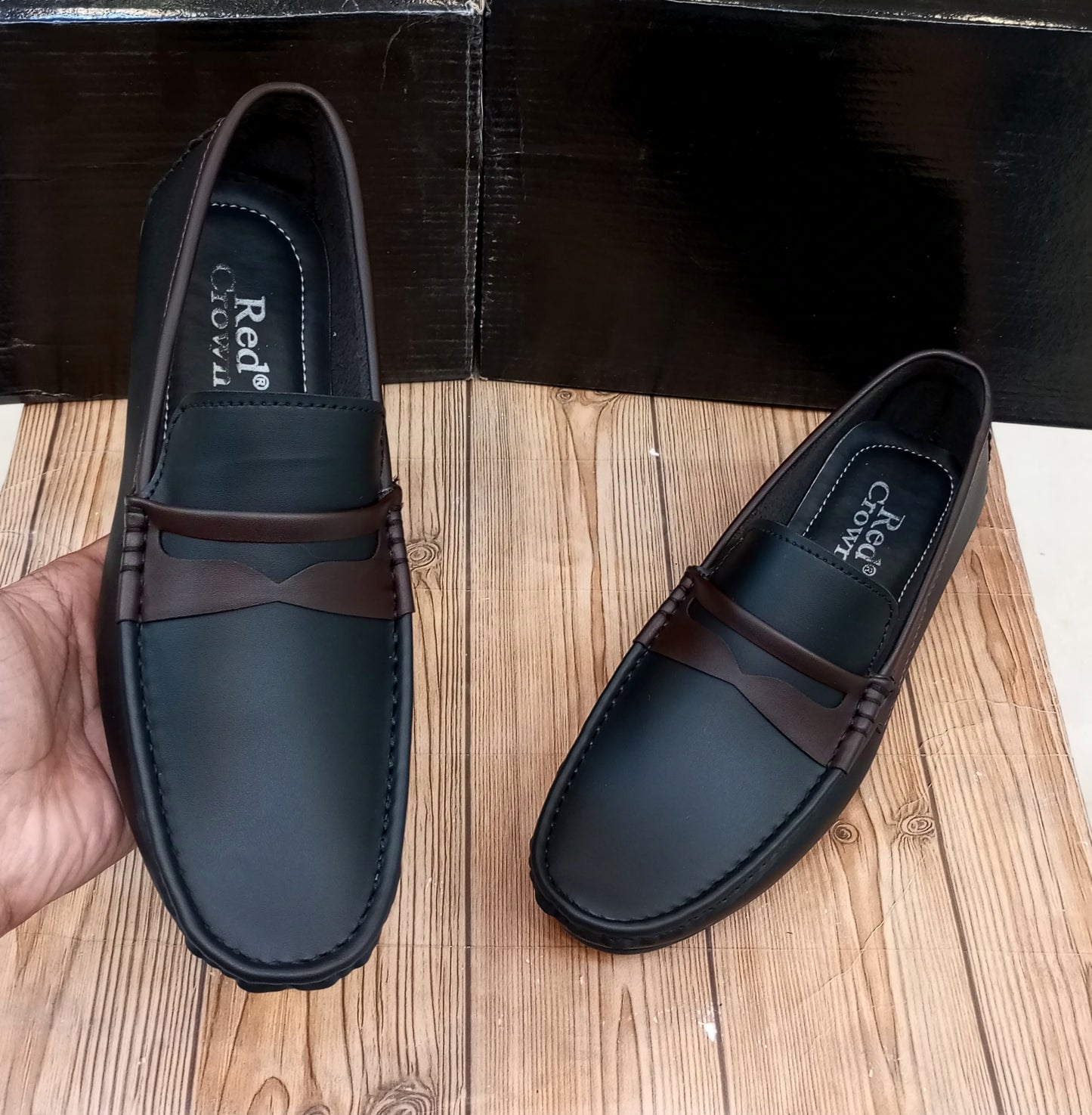 PREMIUM QUALITY RED CROWN'S CASUAL AND PARTYWEAR LOAFERS FOR MEN