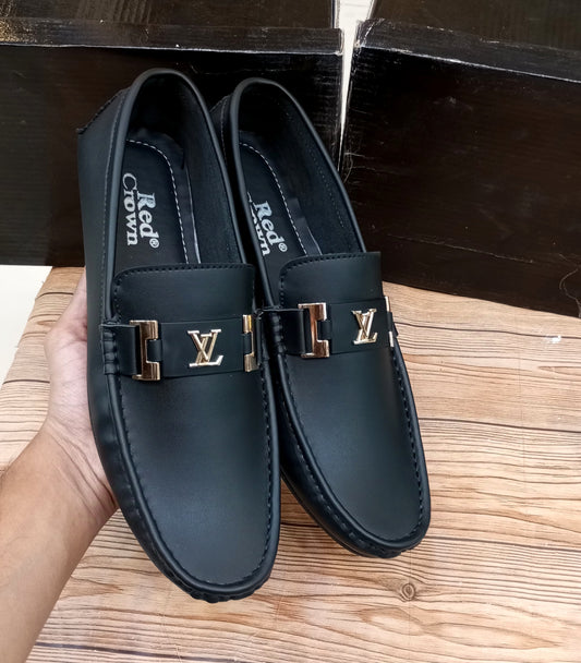 LOUIS VUITTON CASUAL AND PARTYWEAR SHOES FOR MEN