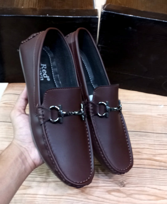 PREMIUM QUALITY CASUAL AND PARTYWEAR LOAFERS FOR MEN