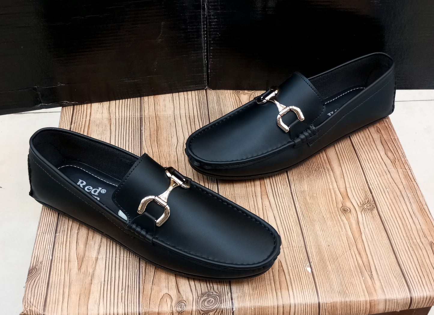 PREMIUM QUALITY RED CROWN'S CASUAL AND PARTYWEAR LOAFERS FOR MEN